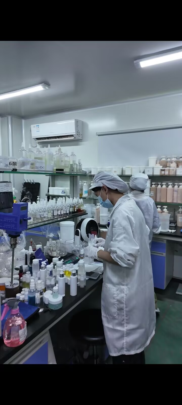 原料架与磁力搅拌设备
